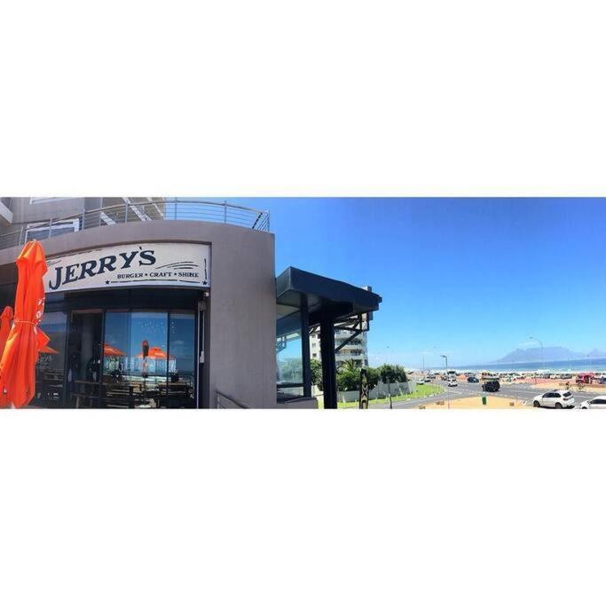 Appartement Tableview/blouberg Front Stunning Apartment.