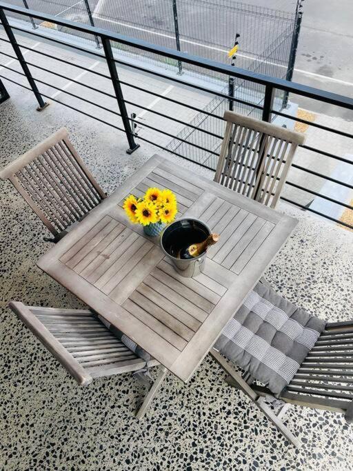 Tableview/blouberg Front Stunning Apartment. Le Cap