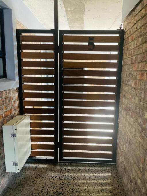 Tableview/blouberg Front Stunning Apartment. * Le Cap